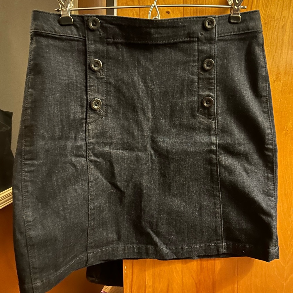 2/$12 bundle- Ann Taylor Loft Jean Skirt Size 8P